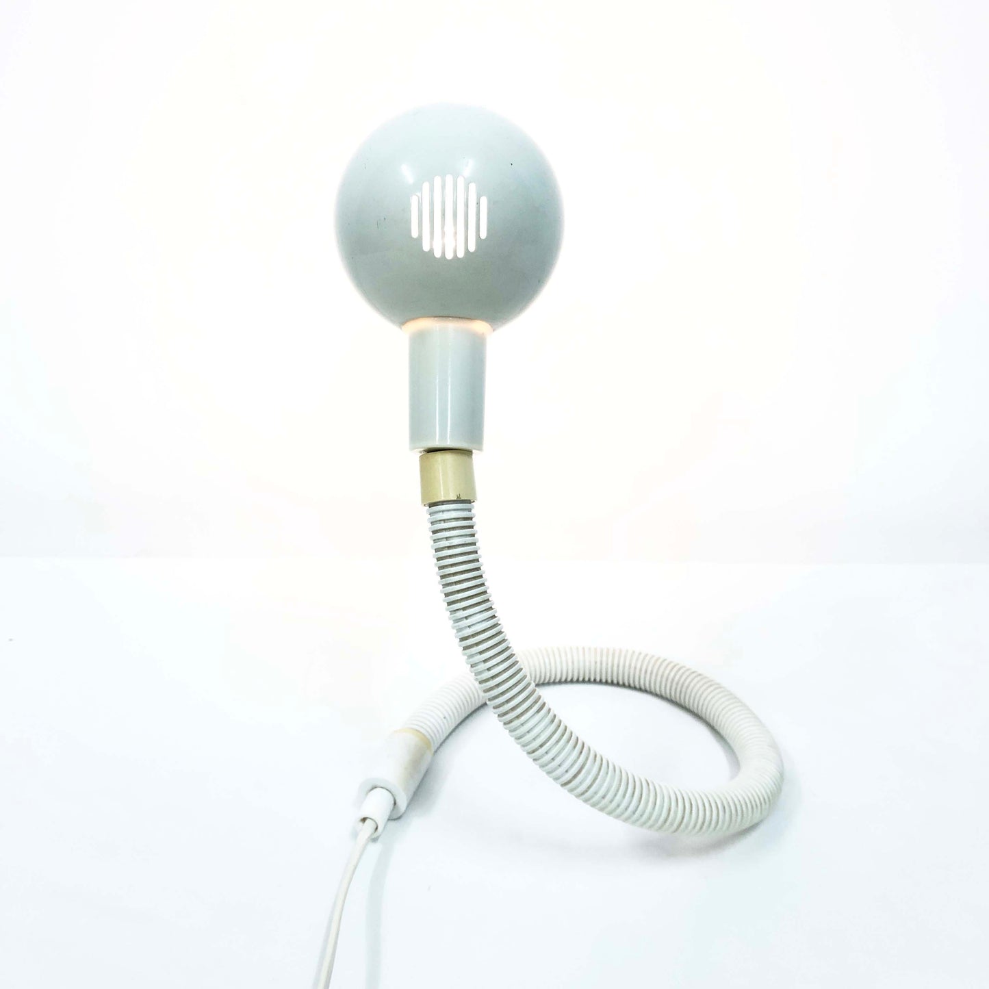 Flexible White Cobra Lamp