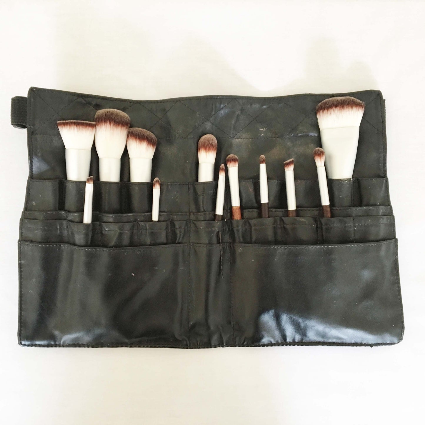 Make Up Brush Roll