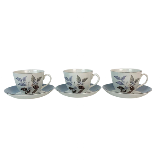 Lilac Flower & Leaf Cup, Saucer & Side Plate Set