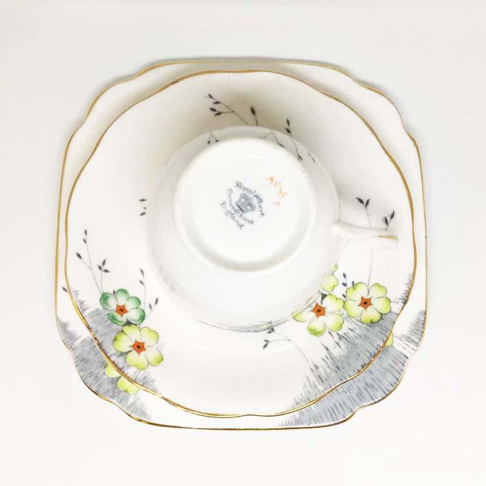 Art Deco Teacup Trio Set - Flower Detail